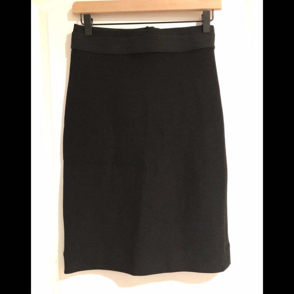 EUC BCBG Max Azria Pencil Skirt
